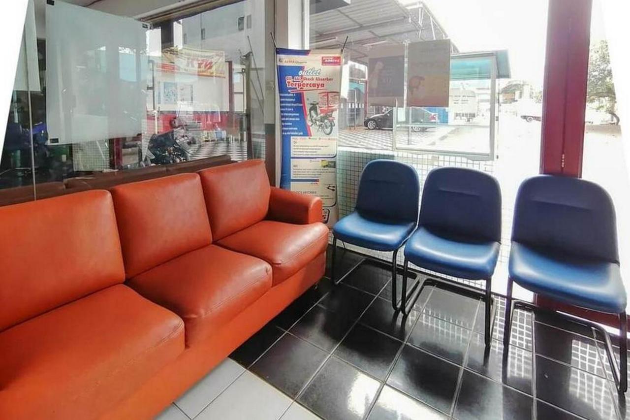 Laponca Residence Pondok Cabe Syariah Redpartner Buaran Exteriör bild